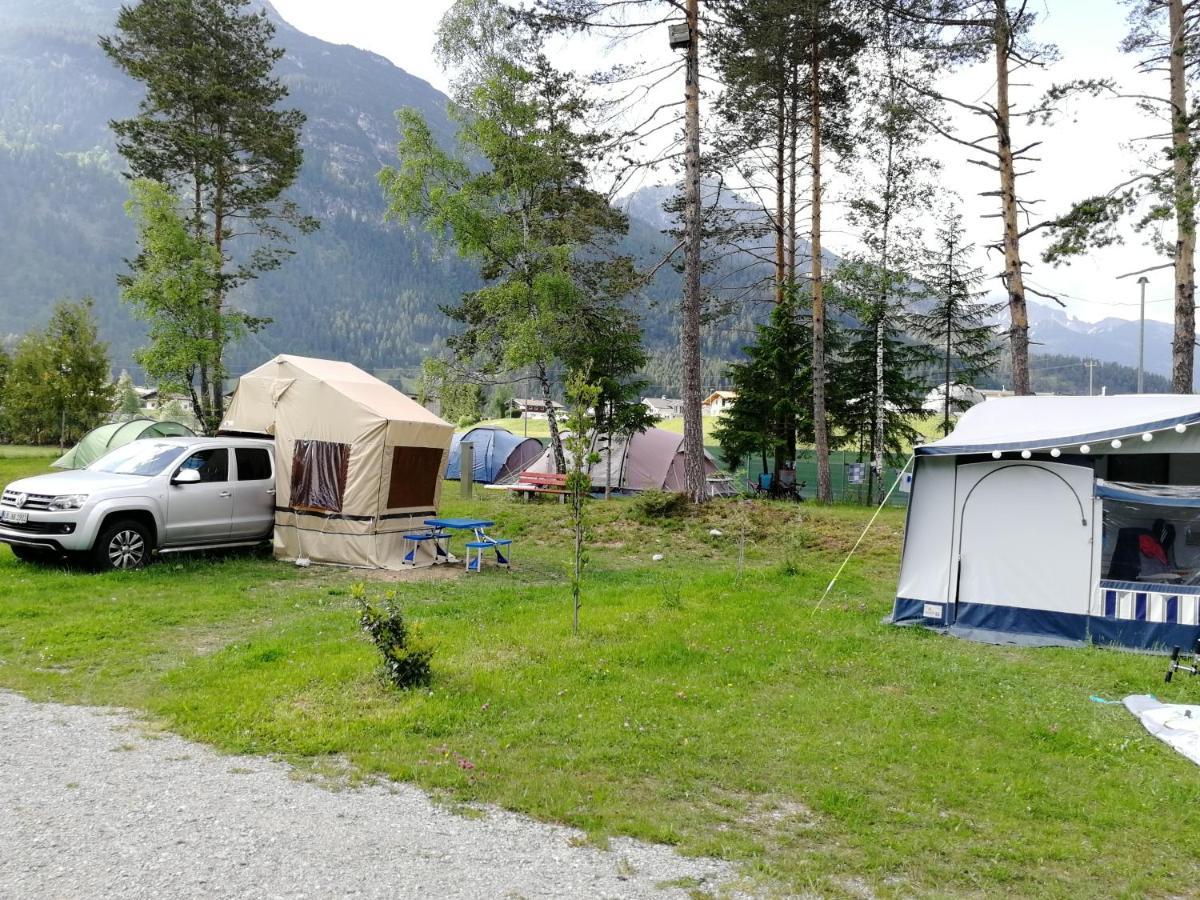 Camping Lechtal Vorderhornbach Екстер'єр фото