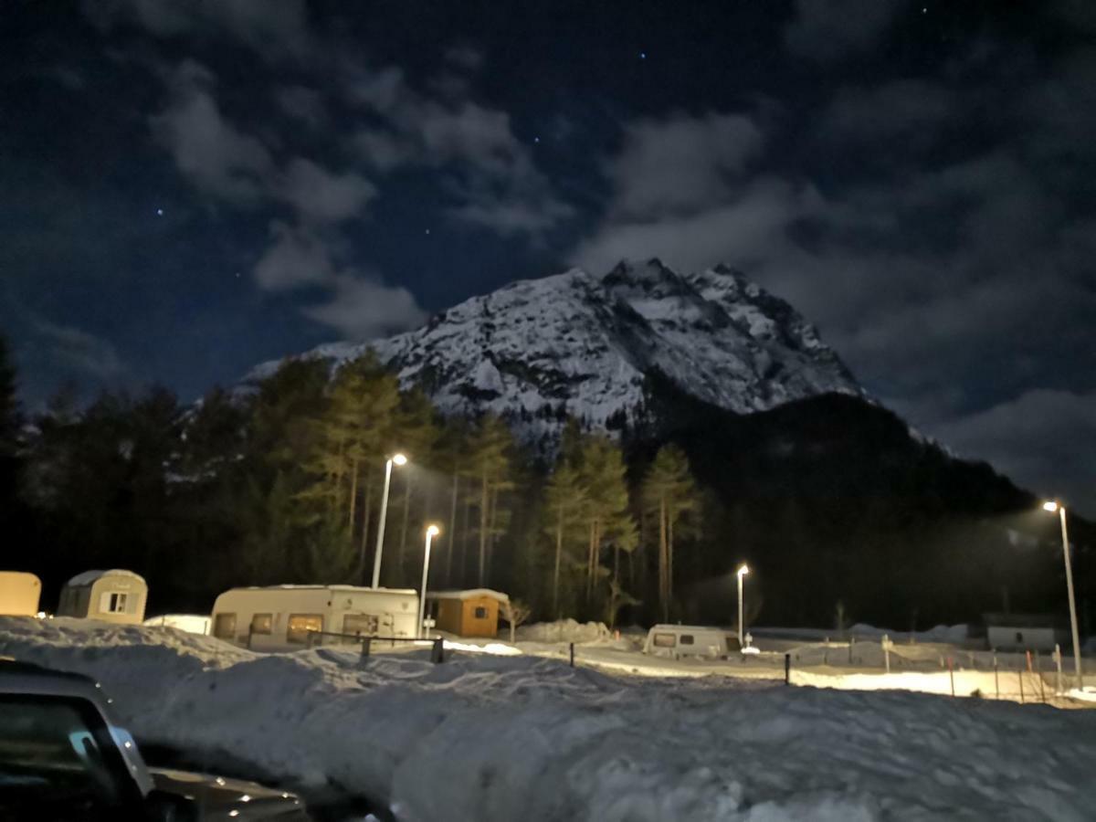 Camping Lechtal Vorderhornbach Екстер'єр фото